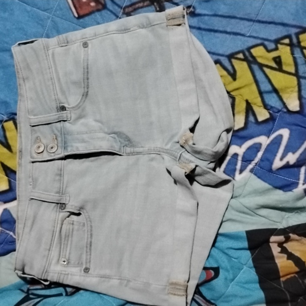 Pair Of American Eagle Ladies Shorts - Picture 2 of 4